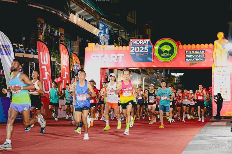 Korat Marathon — มวลชนนักวิ่ง